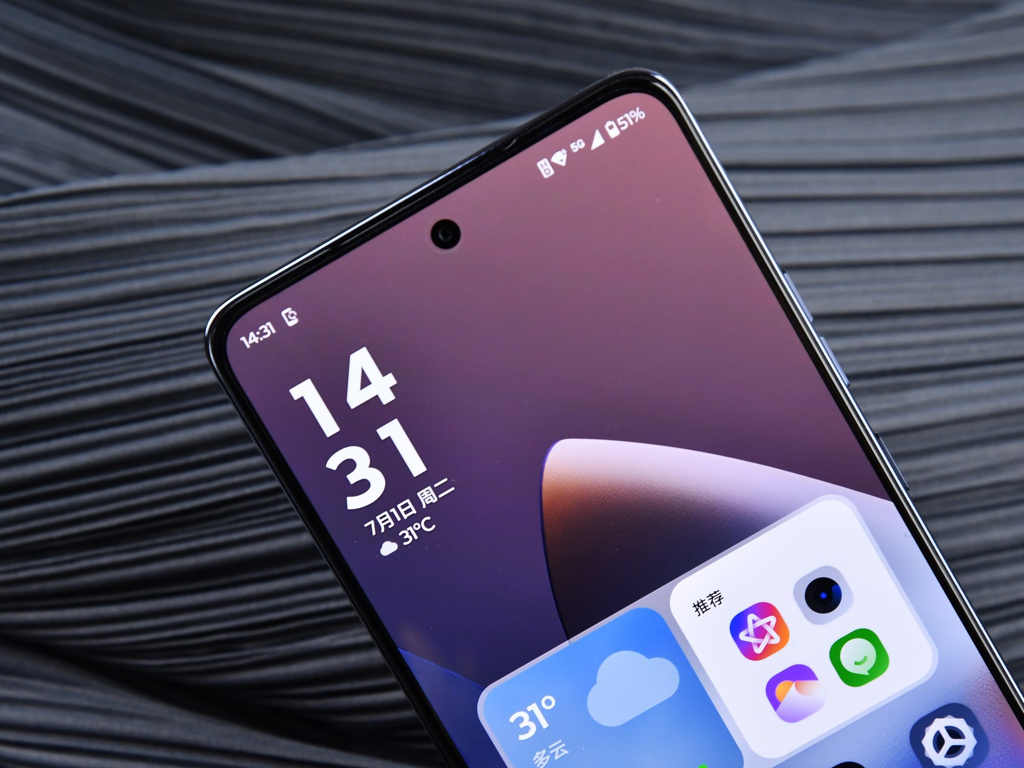 联想moto g100 Pro评测:好看、耐用又好用,长续航好屏幕双在线