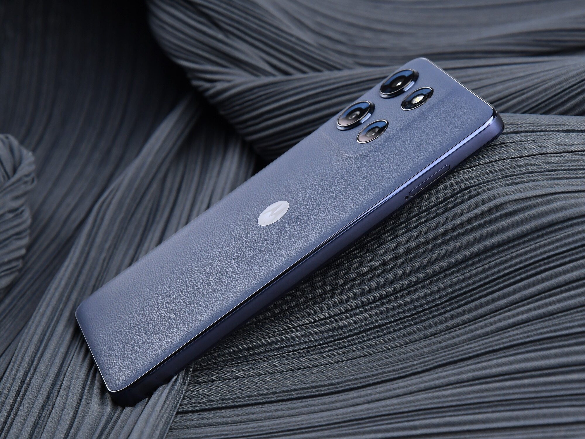 联想moto g100 Pro评测:好看、耐用又好用,长续航好屏幕双在线